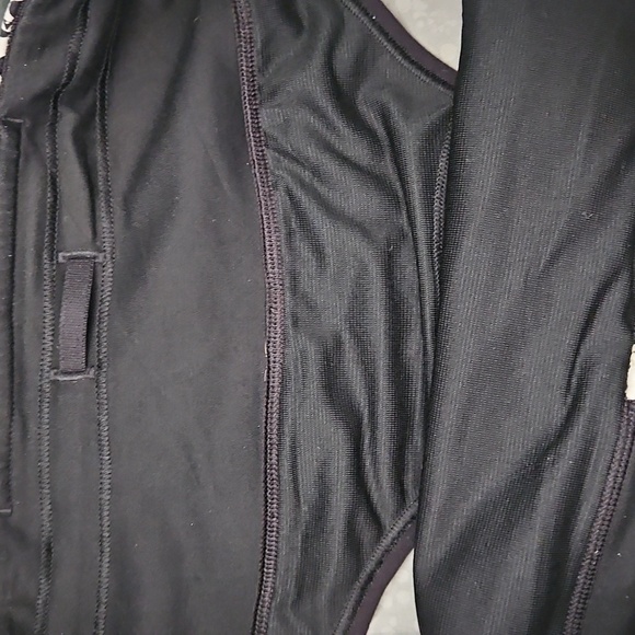 Lululemon Speed Shorts Paisley Black & White sz 4 - Picture 7 of 8